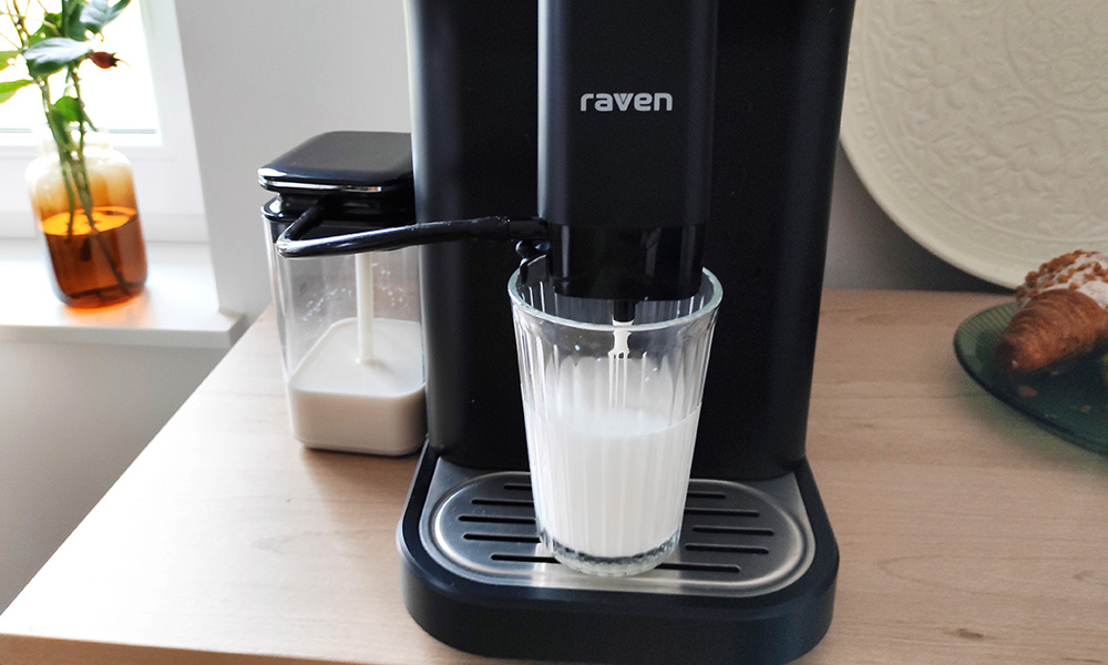 test ekspresu Raven EEC001 spienianie mleka
