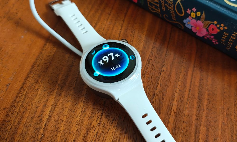 łądowanie smartwatcha Huawei Watch 6 Pro