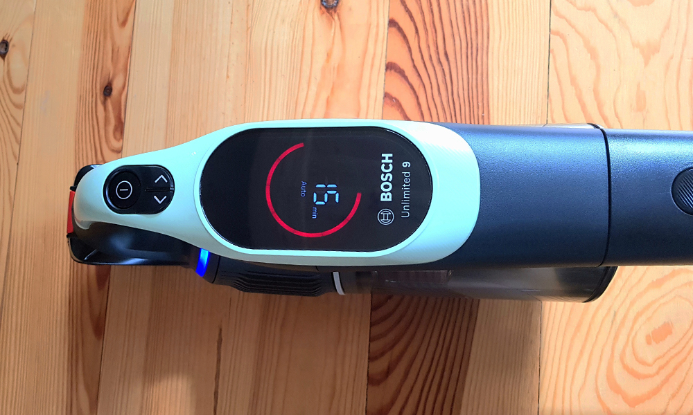 panel sterowania w odkurzaczu Bosch Unlimited 9 BCS931TQC 