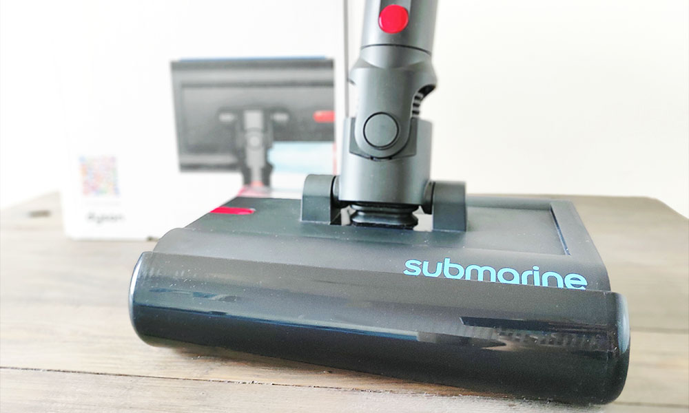 Widok na głowicę myjącą Submarine 2.0 z Dyson V16