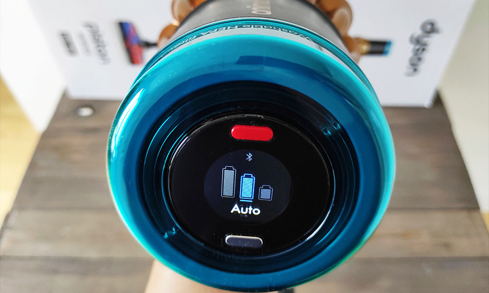 Panel sterowania w odkurzaczu Dyson V16 Piston Animal Submarine