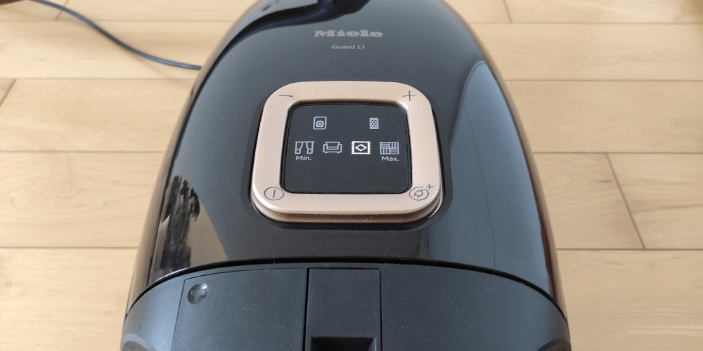 odkurzacz Miele Guard L1 Cat and Dog panel sterowania