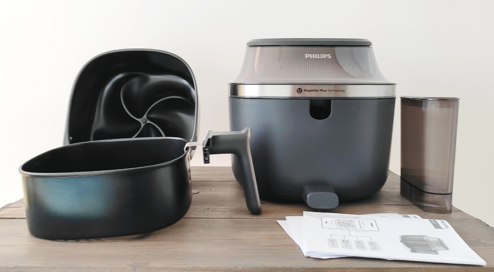 air fryer Philips Ovi NA547 - skład zestawu