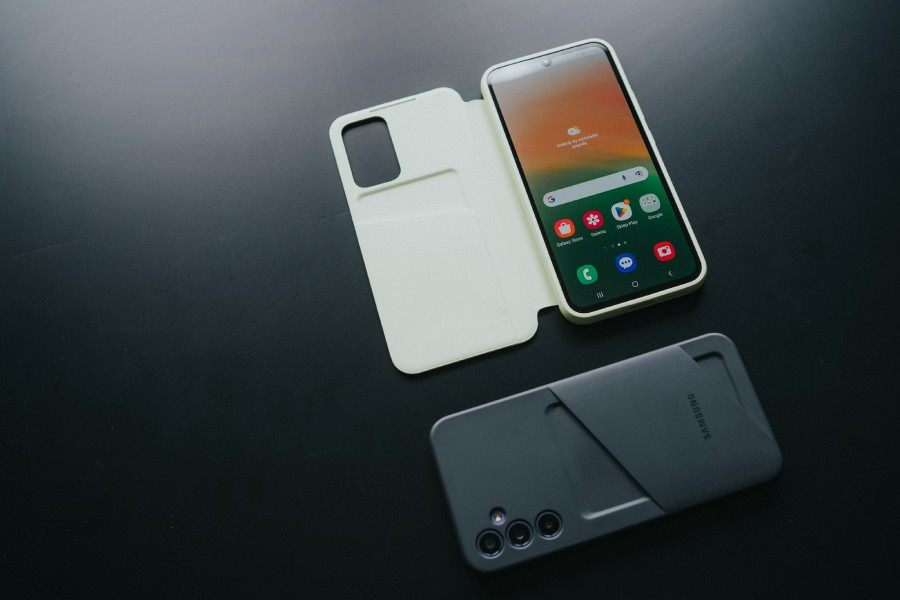 smartfony Samsung Galaxy A34 w etui