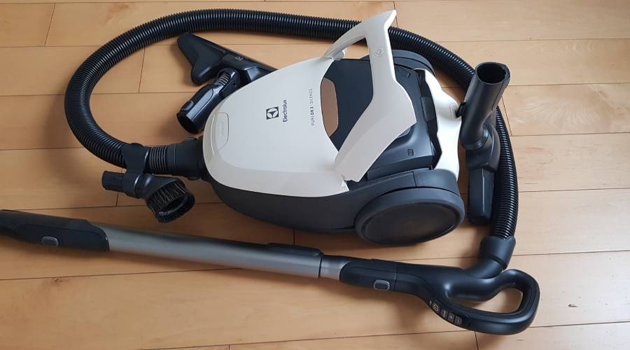 Electrolux Pure D82-ALRG Silence ma nowoczesną konstrukcję