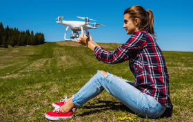 Tani dron – jaki wybrać na początek?