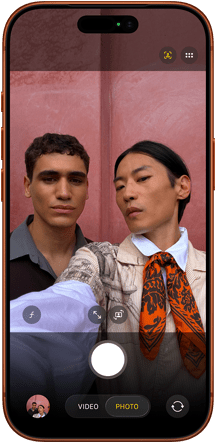 iPhone 17 Pro, przód obudowy, funkcja Centrum uwagi w zdjęciach