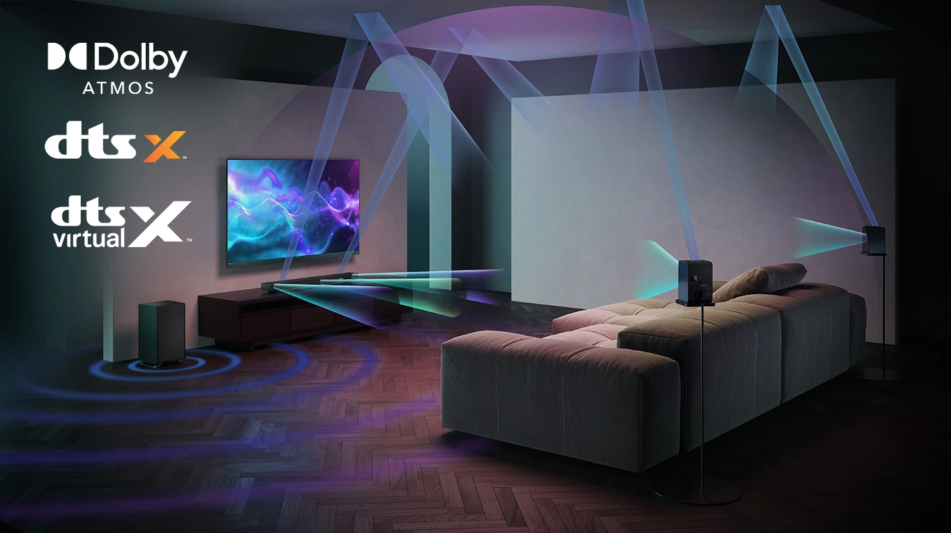 Salon z telewizorem i głośnikami Sharp Q emitującymi dźwięk przestrzenny Dolby Atmos i DTS X.