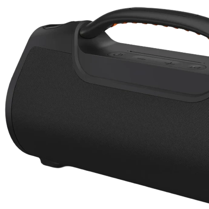 Zdjęcie  głosnika mobilnego hama na zielonym tle.