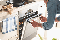 Na co zwrócić uwagę przy wyborze piekarnika parowego