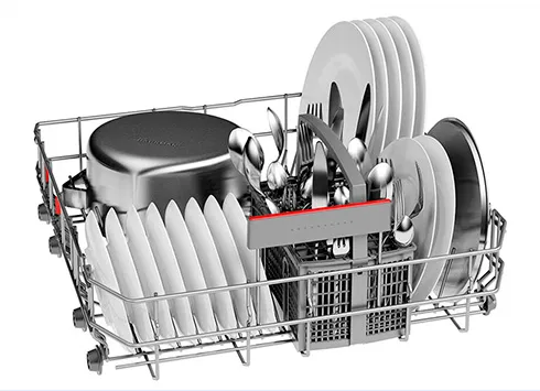 Bez problemu usuwa trudne zabrudzenia