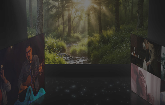 Ekrany przedstawiające ludzi obok głównego ekranu, na którym widnieje las.