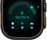 Apple Watch Ultra 4 z kopertą z tytanu w kolorze czarnym, ocena gotowości:8, widoczny prawy bok urządzenia, pokrętło Digital Crown, wystający przycisk boczny