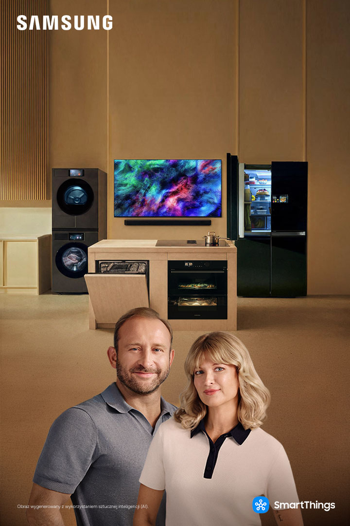 720x1080-header-mo Borys Szyc z żoną stoją w pokoju z urządzeniami Samsung. Obok nich hasło „Blisko Twojej codzienności” i logo SmartThings.